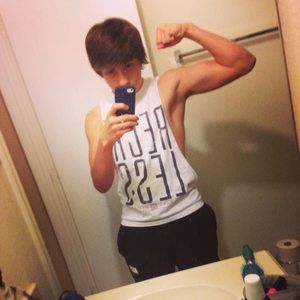 Meet your Posher, Isaac